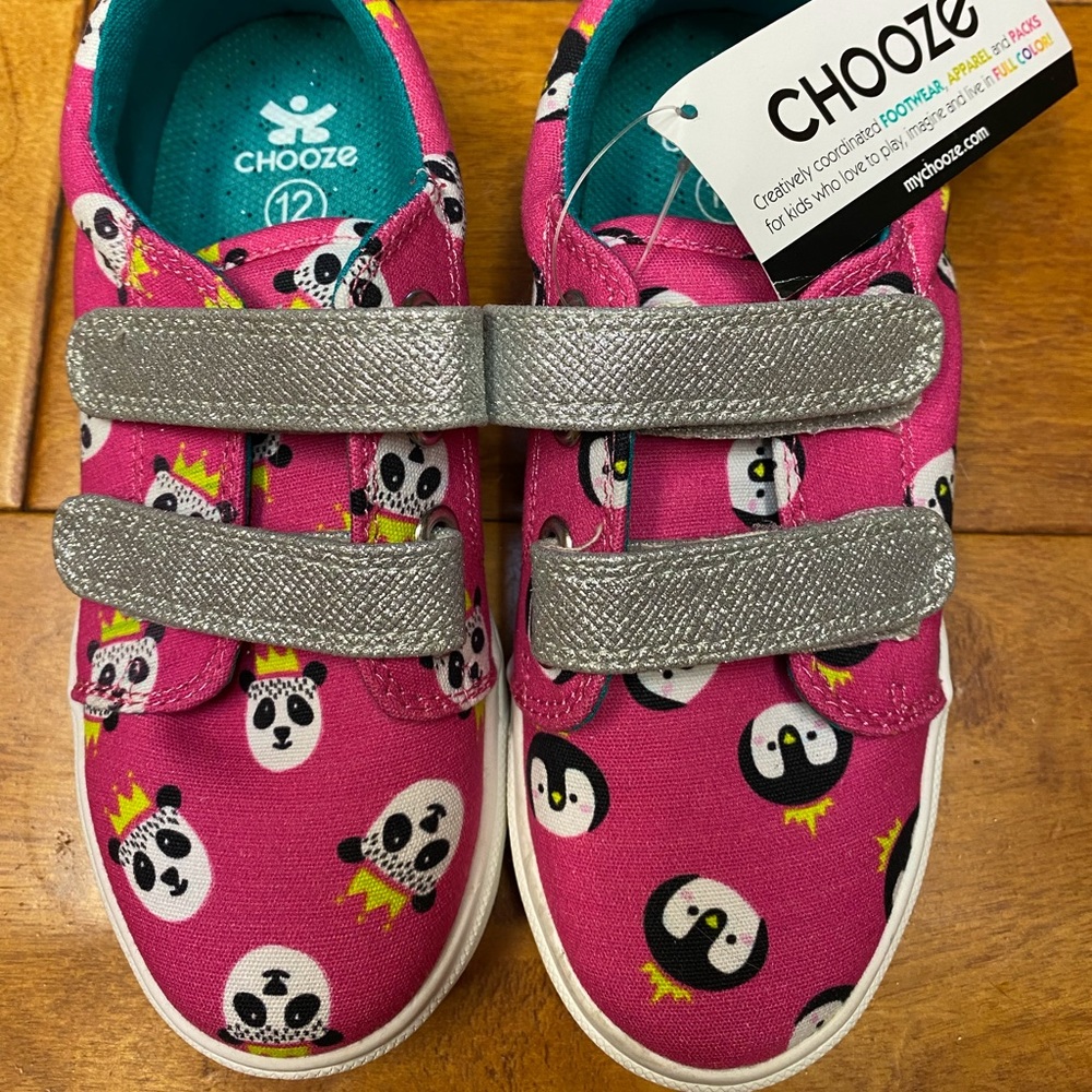 Girls Chooze Velcro Pink Shoes/Sneakers Size 12 NWT New